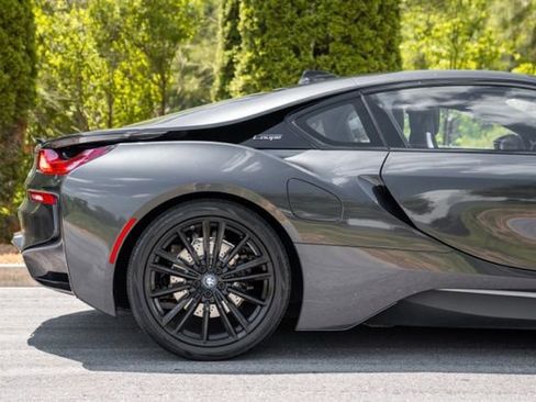 Used 2020 BMW i8 Coupe AWD/4WD image 14