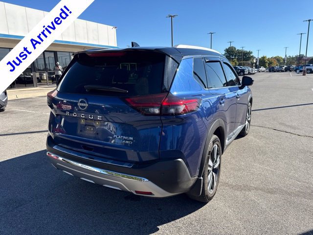 Used 2023 Nissan Rogue Platinum AWD/4WD image 3