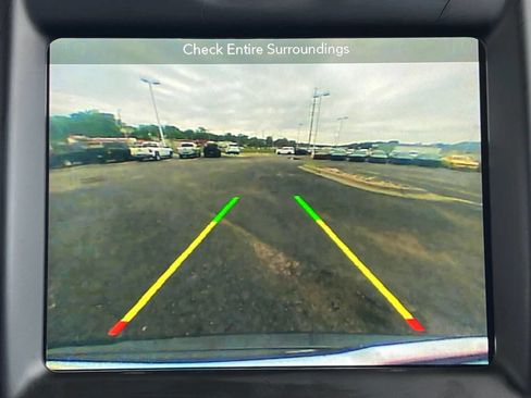 Used 2018 Chrysler 300 S image 36