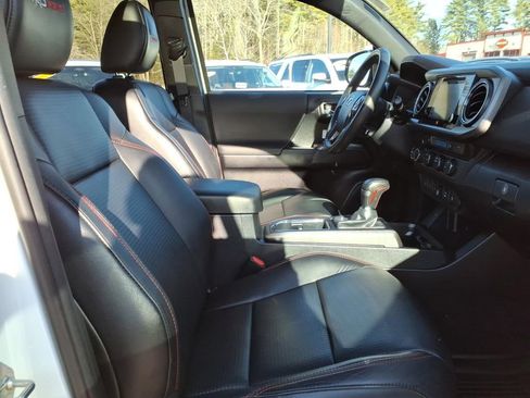 Used 2019 Toyota Tacoma TRD Pro image 13