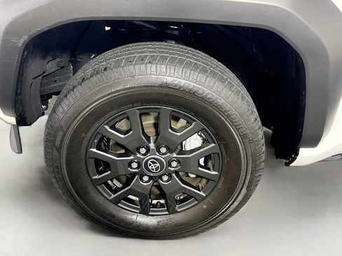 Used 2025 Toyota 4Runner SR5 image 13