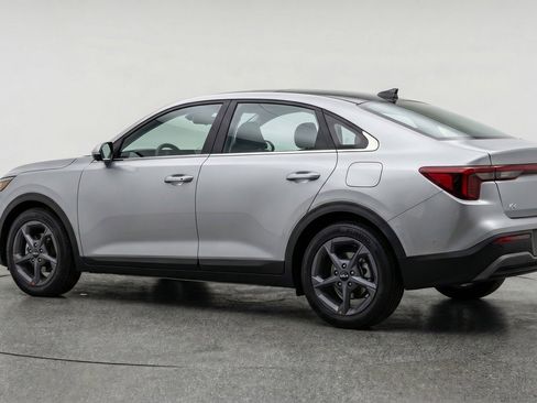 Used 2025 Kia K4 LXS image 6