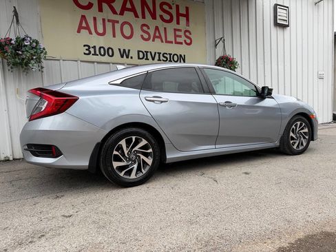 Used 2018 Honda Civic EX image 3