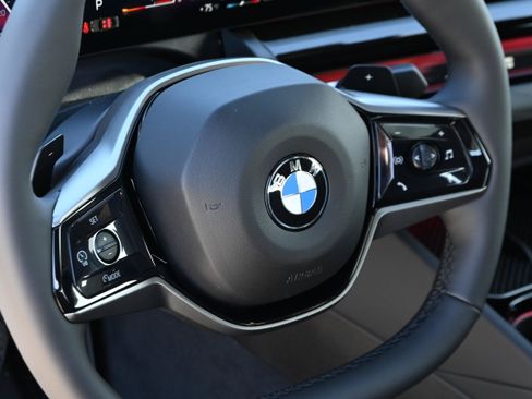Used 2026 BMW 530i xDrive w/ Premium Package AWD/4WD image 12