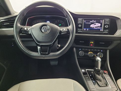 Used 2019 Volkswagen Jetta R-Line FWD image 22