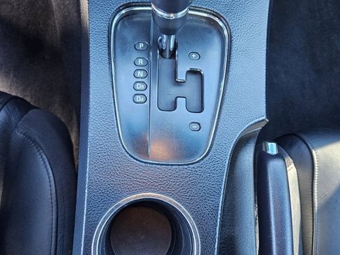 Used 2004 Ford Thunderbird image 13