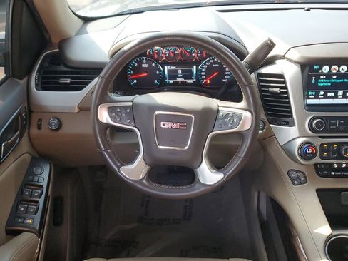 Used 2019 GMC Yukon XL SLT w/ Open Road Package image 18