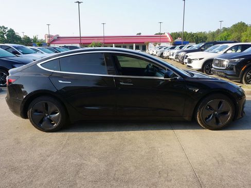 Used 2019 Tesla Model 3 Standard Range Plus RWD image 27
