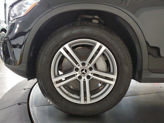 Used 2021 Mercedes-Benz GLC 300 4MATIC image 37