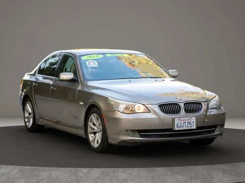 Used 2010 BMW 535i Sedan image 3