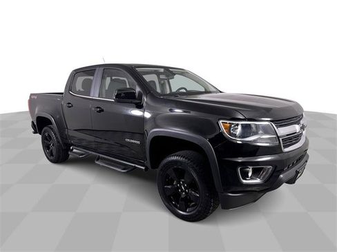 Used 2016 Chevrolet Colorado LT w/ LT Convenience Package image 2