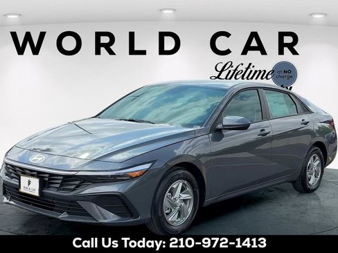 New 2026 Hyundai Elantra SE FWD image 8