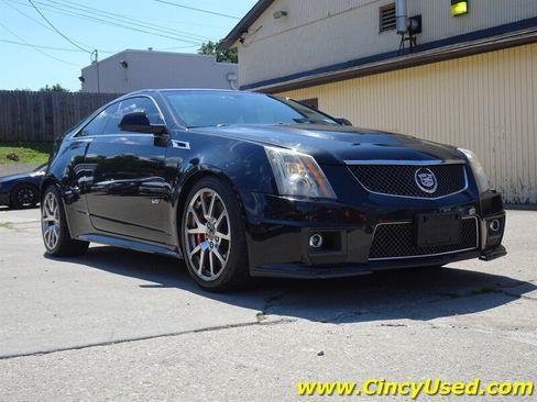 Used 2015 Cadillac CTS V RWD image 4