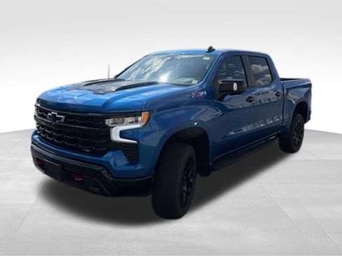 Used 2023 Chevrolet Silverado 1500 LT Trail Boss w/ LT Trail Boss Premium Package AWD/4WD image 7