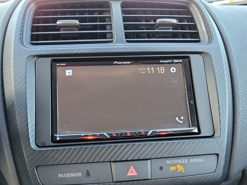 Used 2021 Mitsubishi Outlander Sport ES image 17