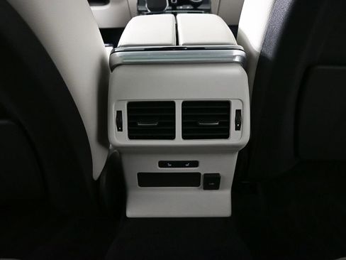 Used 2023 Land Rover Range Rover Velar R-Dynamic S image 16