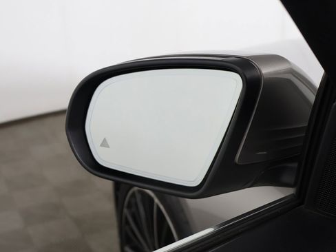 Used 2019 Mercedes-Benz C 300 Sedan w/ Premium Package image 31