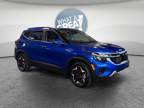 Certified 2025 Kia Seltos S AWD/4WD image 1