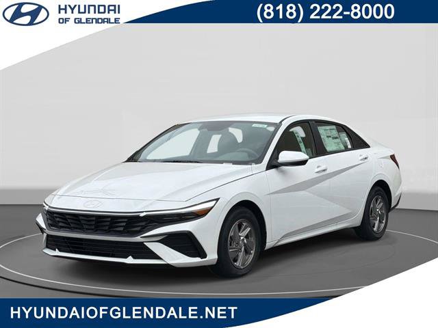 New 2026 Hyundai Elantra SE FWD image 1