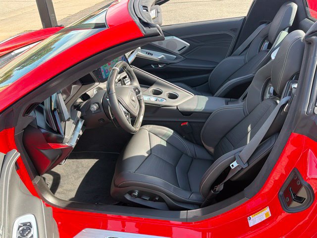 Used 2026 Chevrolet Corvette Z06 RWD image 9