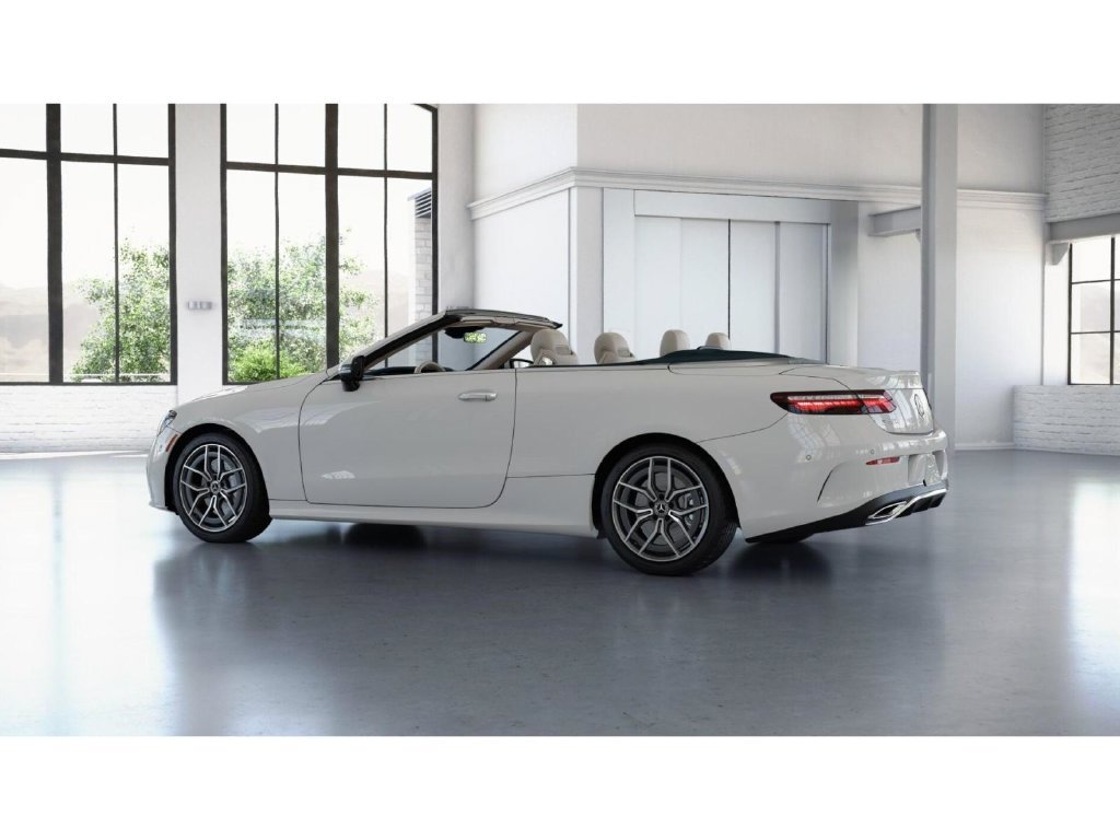 Used 2023 Mercedes-Benz E 450 4MATIC Cabriolet image 32