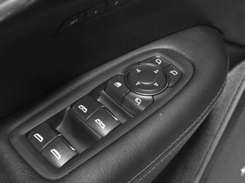 Used 2024 Cadillac XT5 Premium Luxury FWD image 12