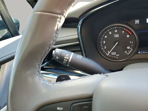 Used 2020 Cadillac XT6 Premium Luxury image 38