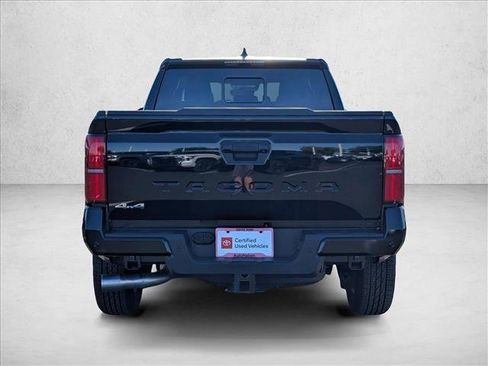 Certified 2025 Toyota Tacoma SR5 AWD/4WD image 6