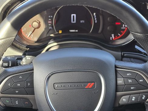 Used 2023 Dodge Durango SXT Launch Edition image 7