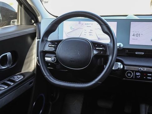 Certified 2024 Hyundai Ioniq 5 Limited RWD image 17