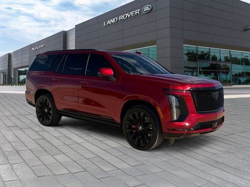 Used 2026 Cadillac Escalade Platinum Sport AWD/4WD image 7