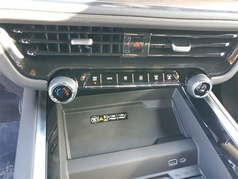 New 2025 Chevrolet Tahoe High Country image 20