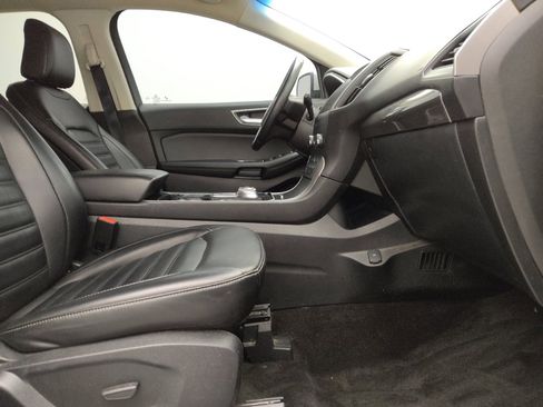 Used 2020 Ford Edge SEL FWD image 21