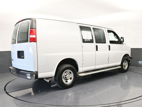Used 2024 Chevrolet Express 2500 w/ Driver Convenience Package image 6