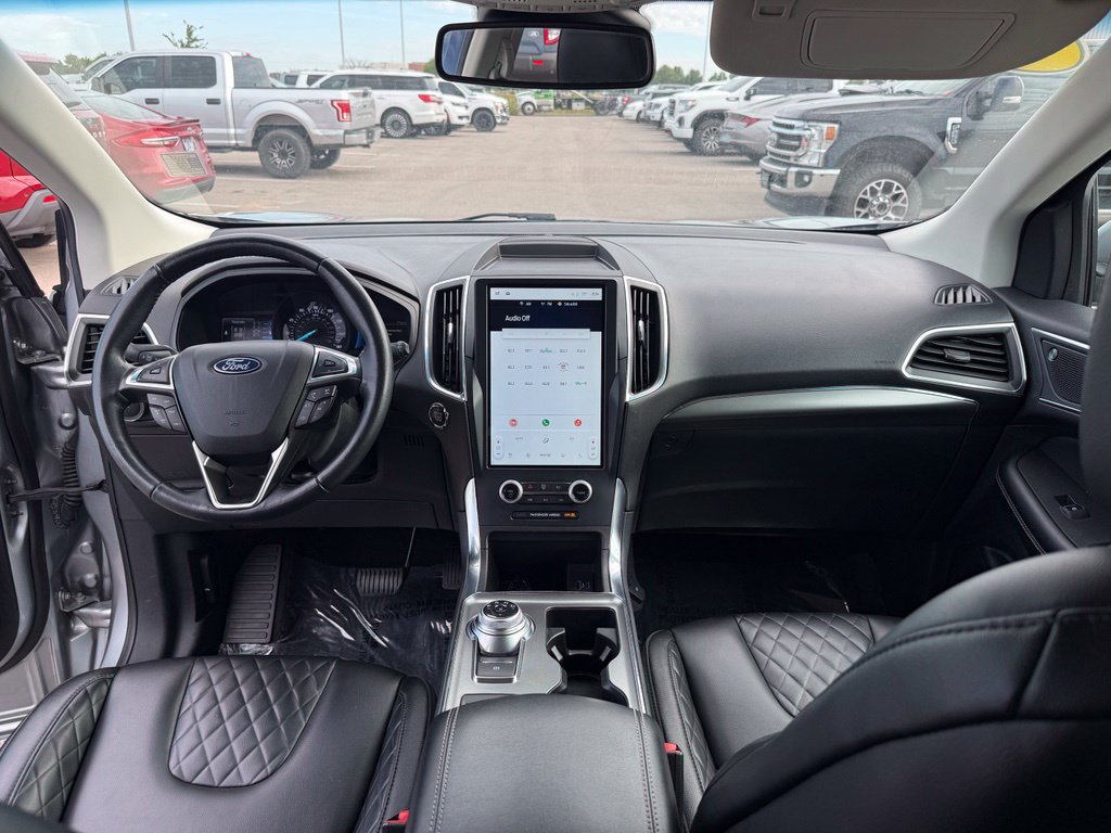 Used 2023 Ford Edge Titanium AWD/4WD image 12