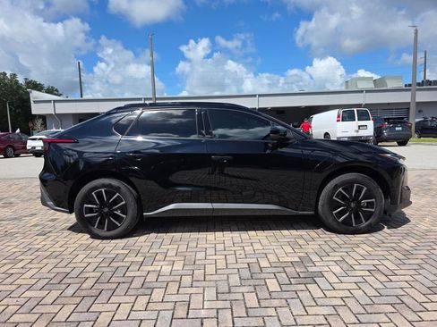 Certified 2026 Toyota bZ FWD image 12
