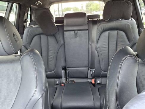 Used 2021 BMW X7 xDrive40i w/ M Sport Package AWD/4WD image 26