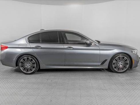 Used 2018 BMW 530i image 9