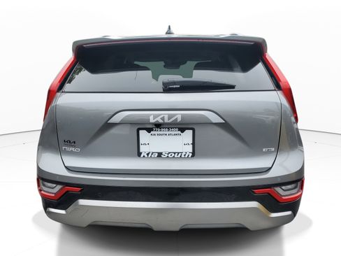 New 2025 Kia Niro SX Touring image 5