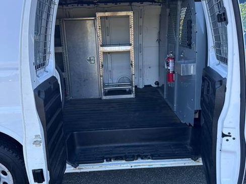 Used 2013 Chevrolet Express 1500 image 18