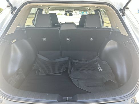 Used 2025 Toyota Corolla Cross LE FWD image 21