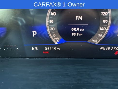 Used 2024 Volkswagen Tiguan SE R-Line image 26