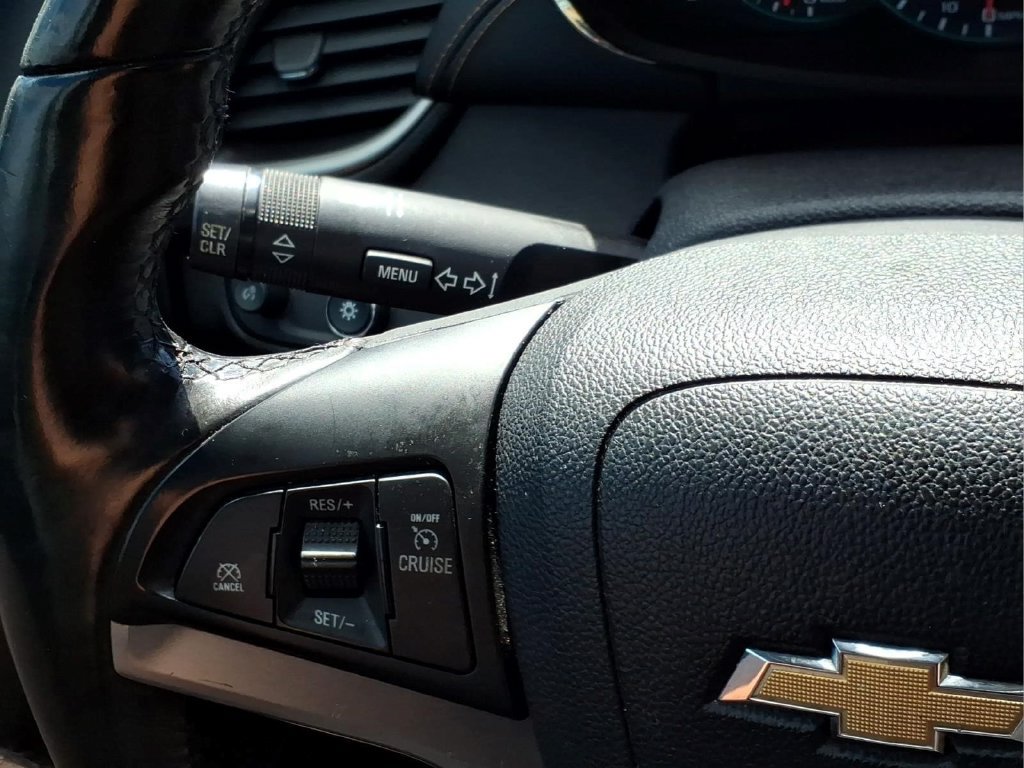 Used 2017 Chevrolet Trax LT w/ LT Convenience Package FWD image 20