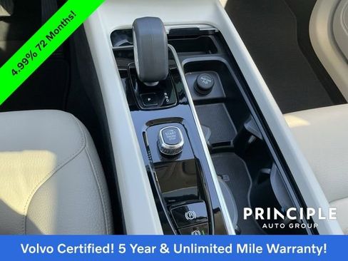Certified 2023 Volvo XC60 B5 Core w/ Climate Package image 17