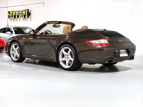 Used 2011 Porsche 911 Cabriolet image 10