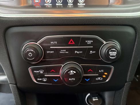 Used 2022 Dodge Charger GT RWD image 31