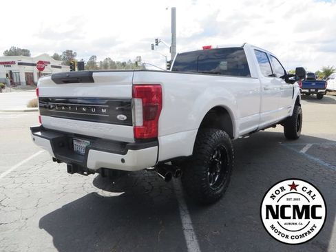 Used 2019 Ford F350 Platinum w/ Platinum Ultimate Package AWD/4WD image 5