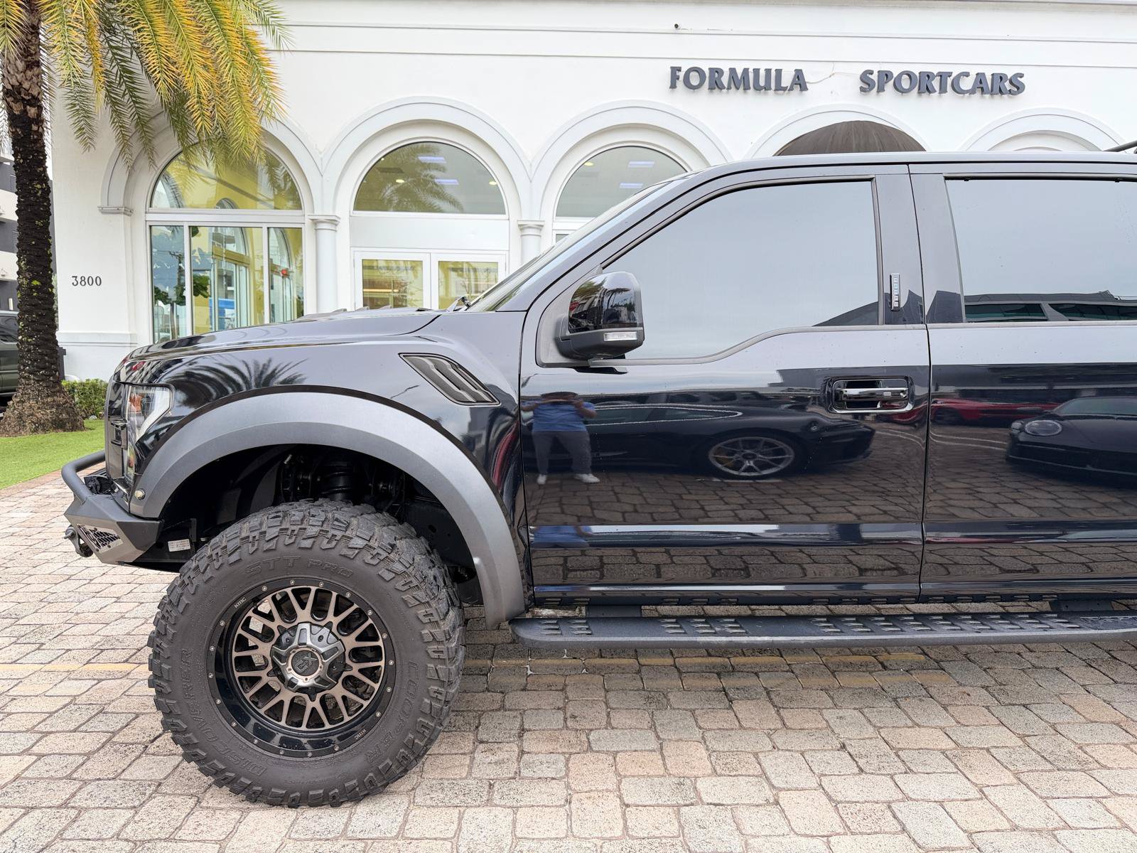 Used 2019 Ford F150 Raptor w/ Equipment Group 802A Luxury AWD/4WD image 20