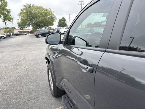 Certified 2025 Toyota Tacoma SR5 RWD image 29