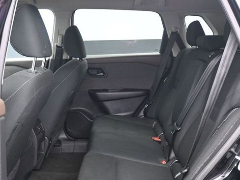 Used 2023 Nissan Rogue S AWD/4WD image 5